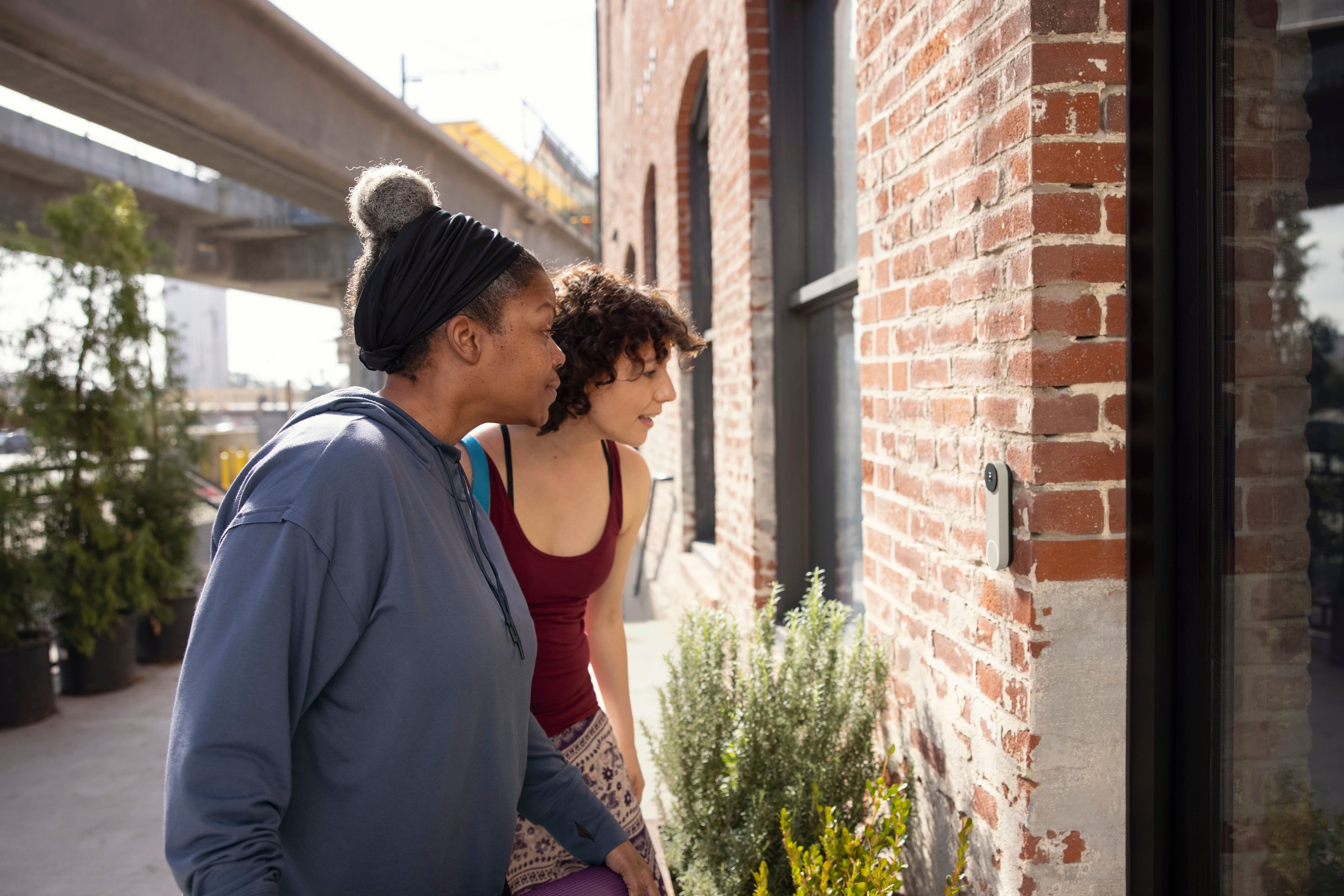 Google - Campainha de vídeo Nest Wi-Fi - Funciona com bateria-GA03013-US