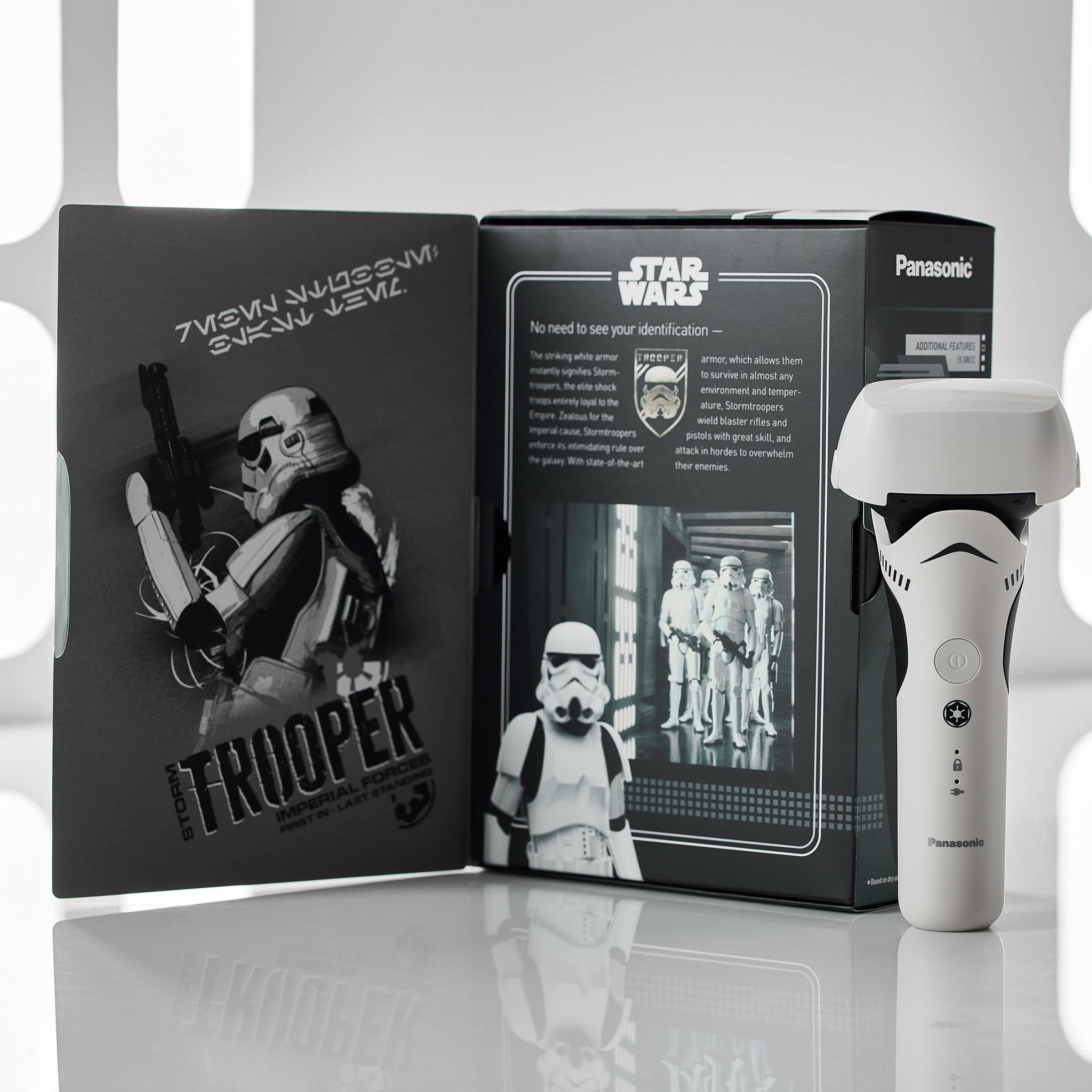 Panasonic - Barbeador elétrico Star Wars Stormtrooper úmido/seco com sistema de corte de 3 lâminas e sensor de barba - branco/preto-ES-SWLT2W
