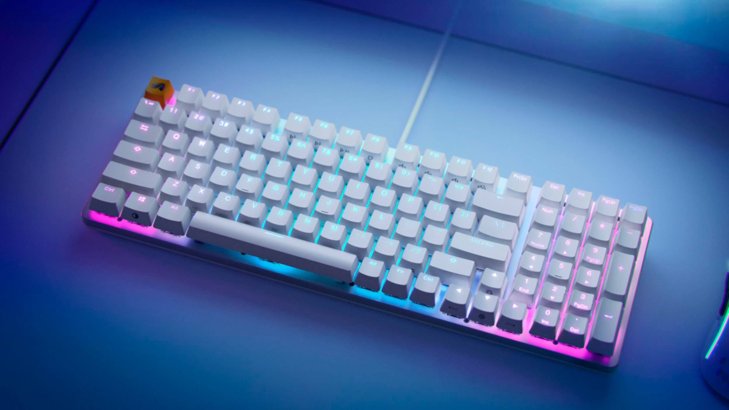 Glorious - GMMK 2 Teclado para jogos com interruptor linear mecânico - Branco-GLO-GMMK2-96-FOX-W