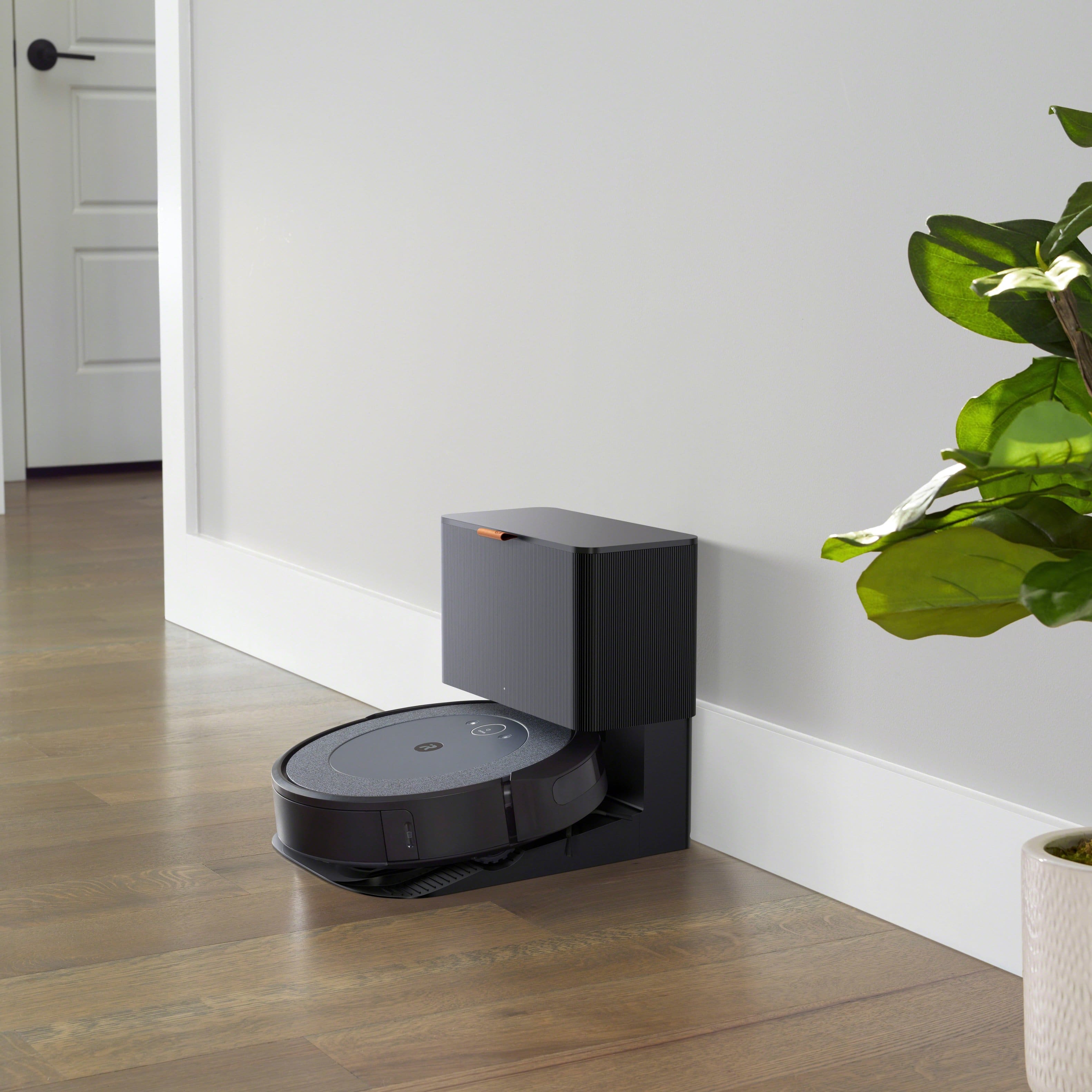 iRobot - Robô aspirador com esvaziamento automático Roomba i5+ - Cool-I555620