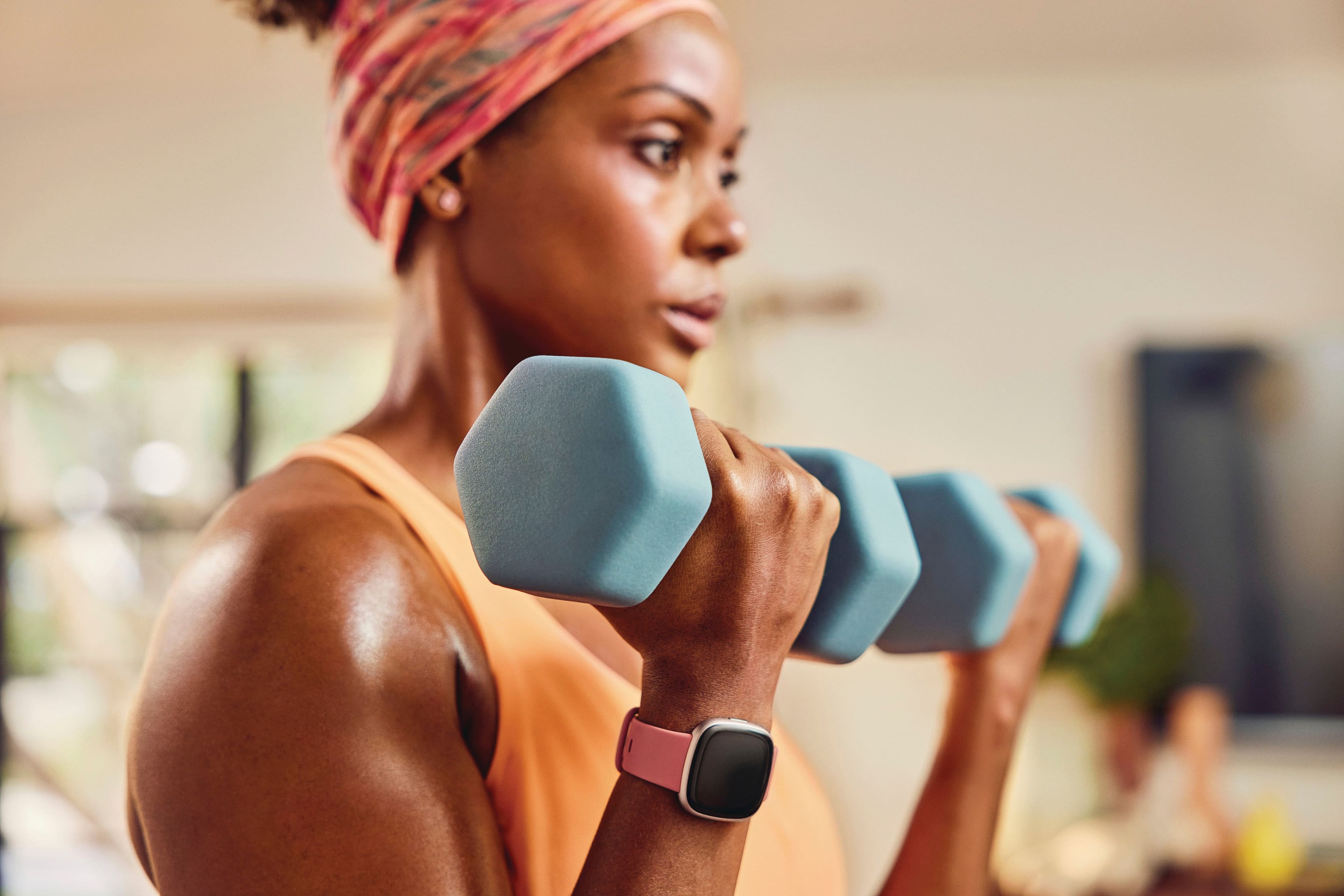 Fitbit - Versa 4 Fitness Smartwatch - Copper Rose-FB523RGRW-US