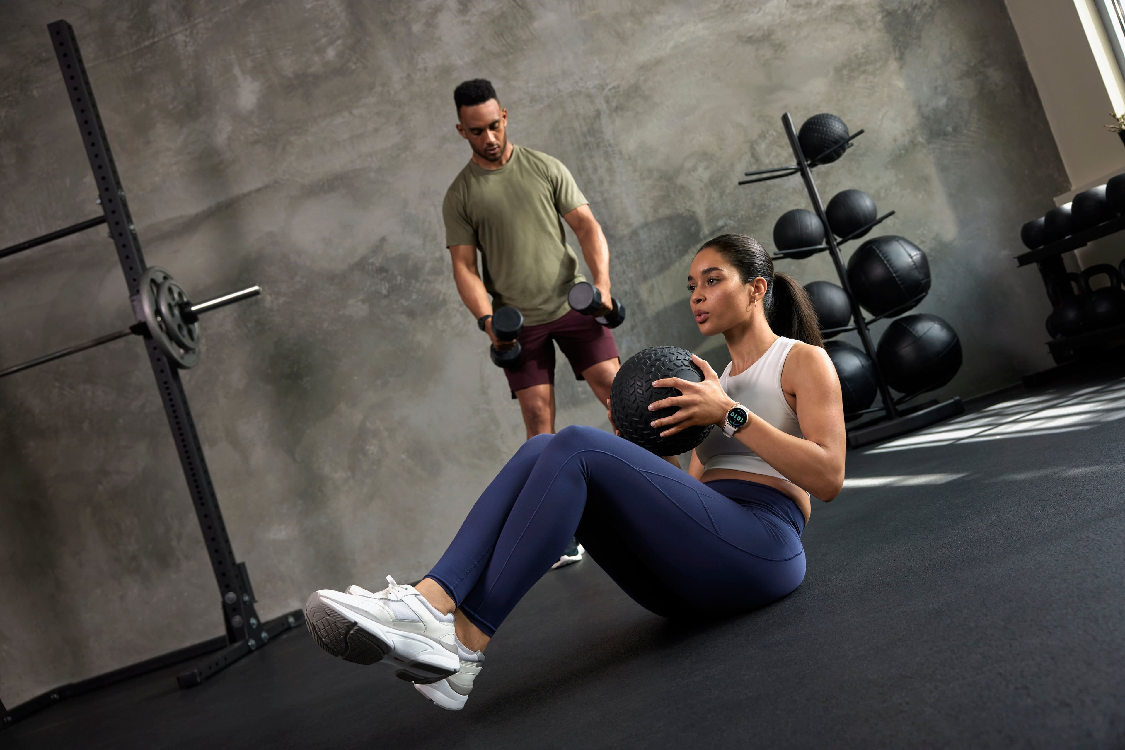 Garmin - vívoactive 5 GPS Smartwatch 42 mm Polímero reforçado com fibra - Alumínio Ardósia e Preto-010-02862-10