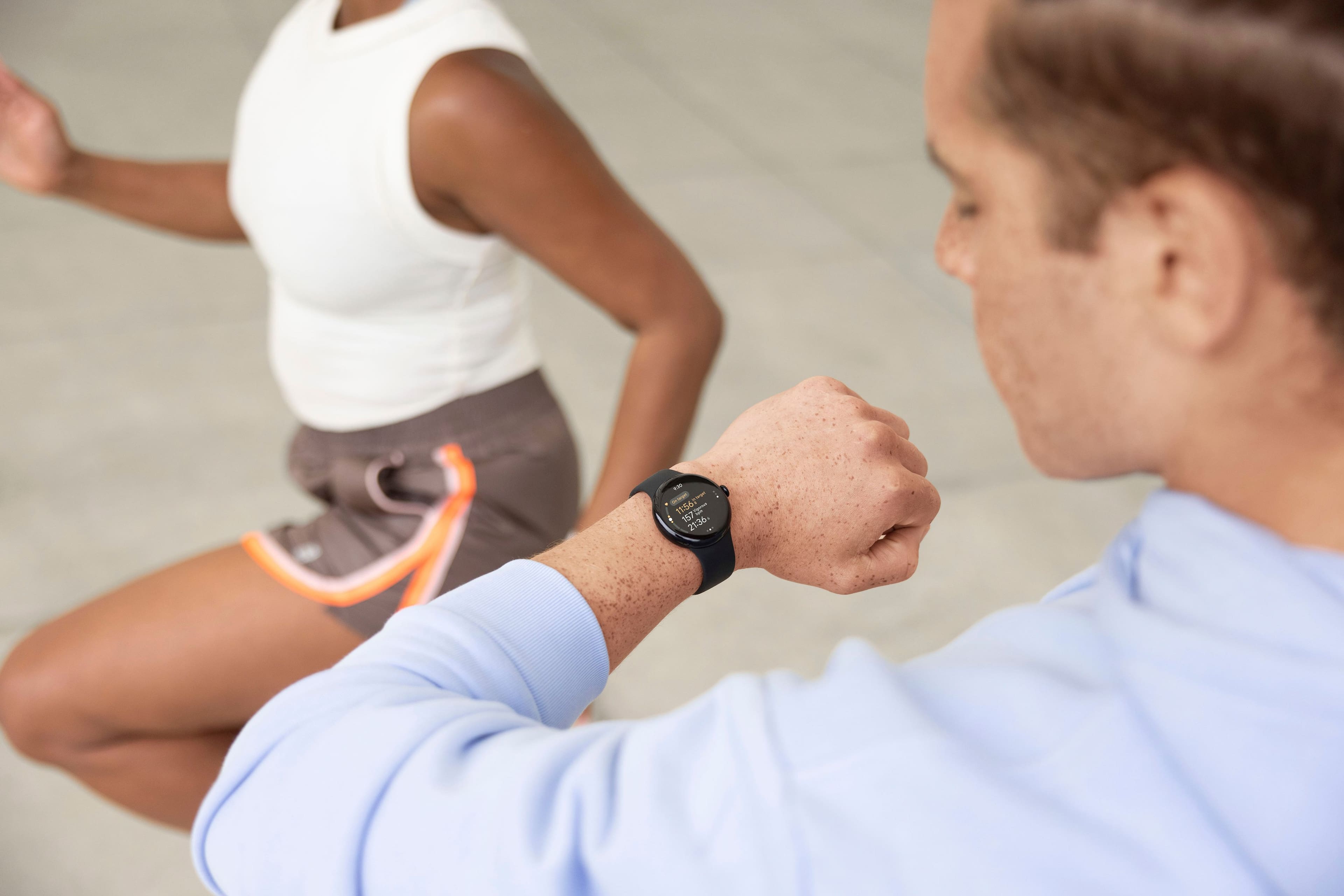 Google - Pixel Watch 2 Smartwatch preto fosco com banda ativa Obsidian LTE - preto fosco-GA04941-US