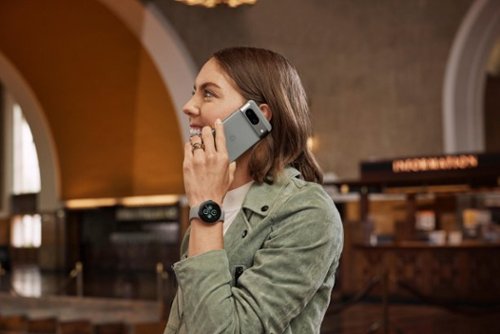 Google - Pixel Watch 2 Champagne Gold Smartwatch com Hazel Active Band Wi-Fi - Champagne Gold-GA05030-US