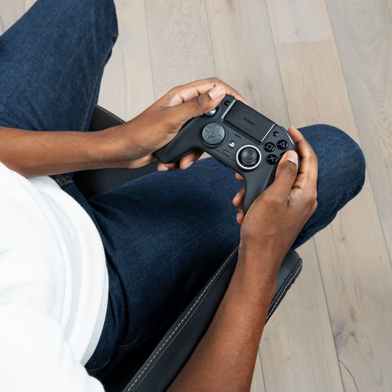 Nacon - Controle sem fio para para vídeo gameRevolution 5 Pro para PS5, PS4 e PC - Preto-50-1724-01